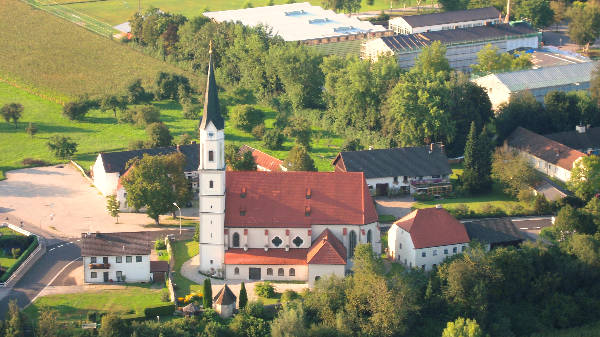 Pfarrkirche Mariä Himmelfahrt Kirchdorf a. Inn